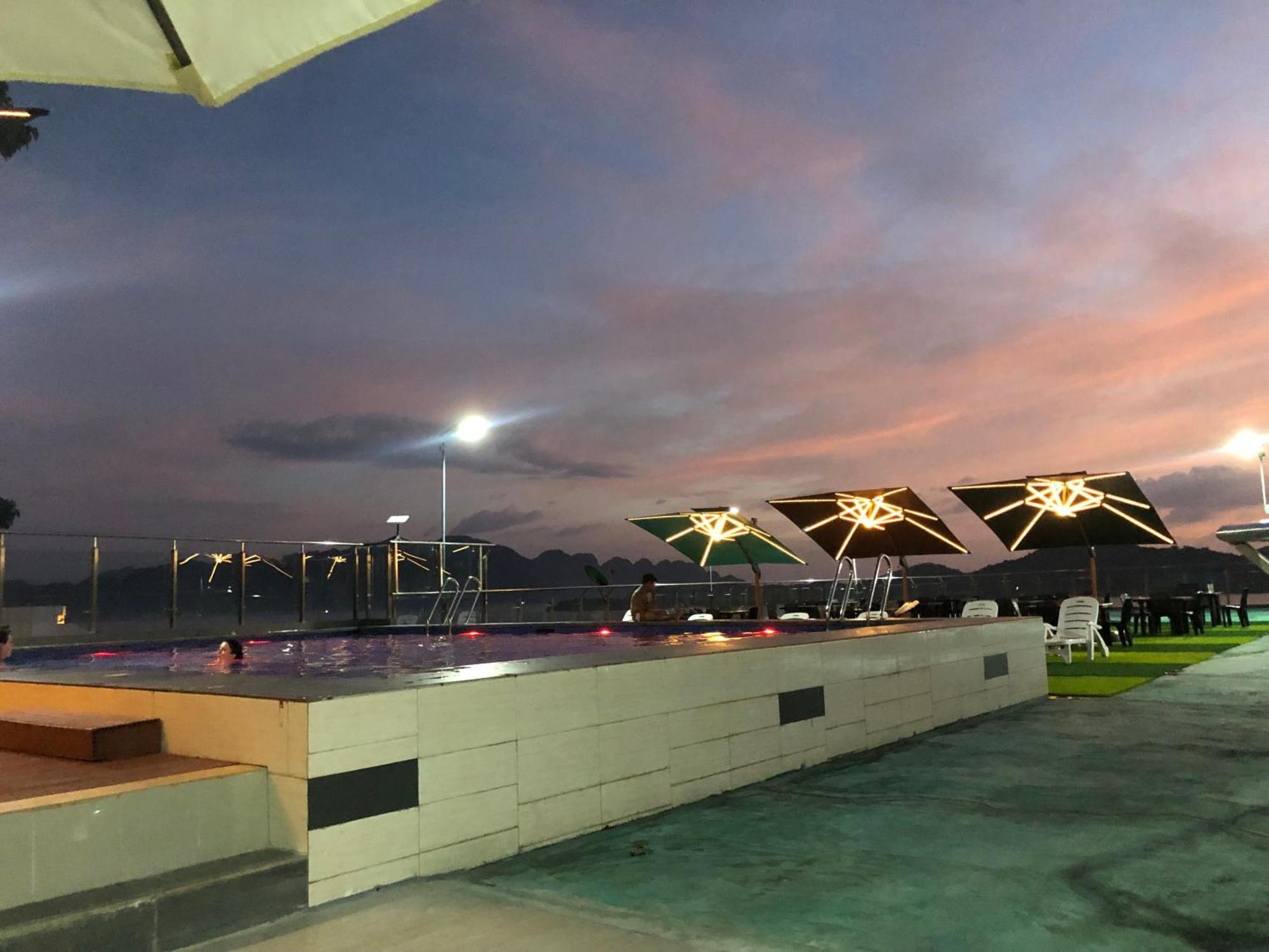 Sky Garden Hotel Coron Eksteriør bilde